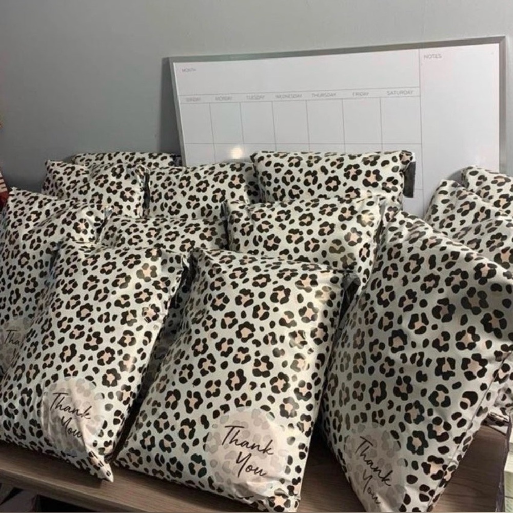 Mystery Box Womens Clothing 7-9 Items Per Bag
